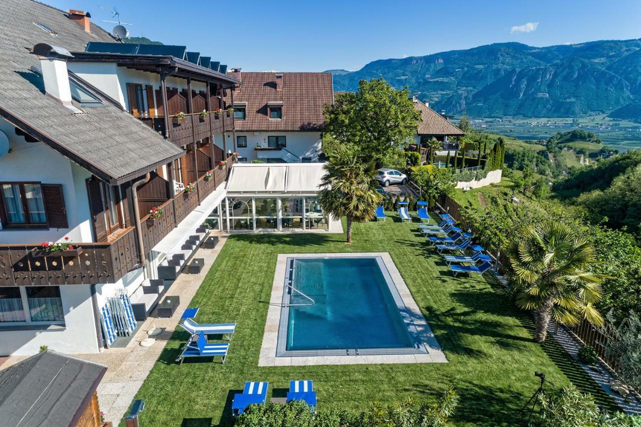 Hotel St. Justina Hof Appiano Sulla Strada Del Vino Εξωτερικό φωτογραφία